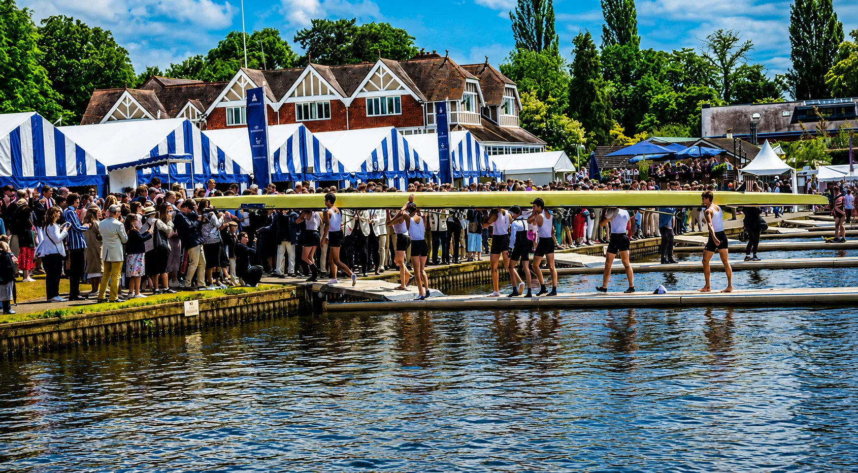 Luxury chauffeur travel for Henley Royal Regatta
